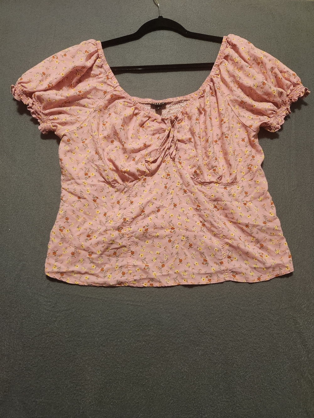 Torrid Top Women Size 2 Pink Peasant Floral Boho Smocked Ditsy Cottage